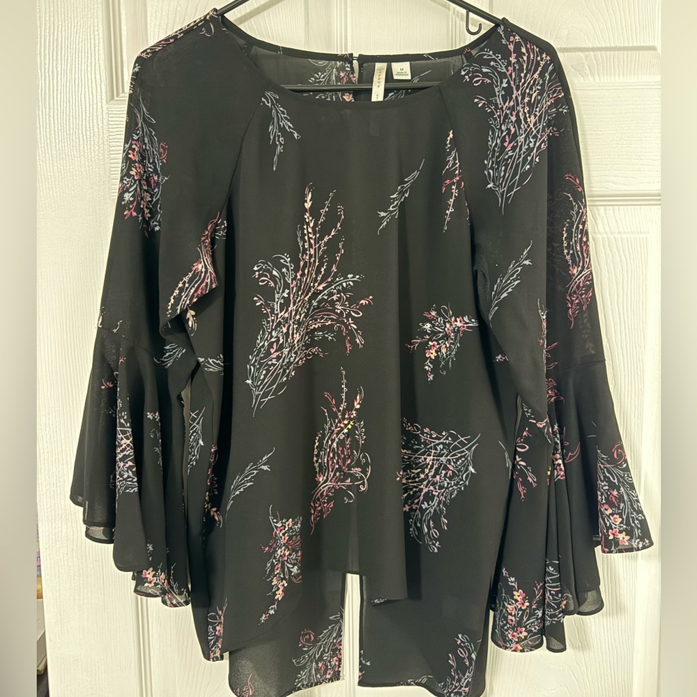 Women’s Floral Top | black